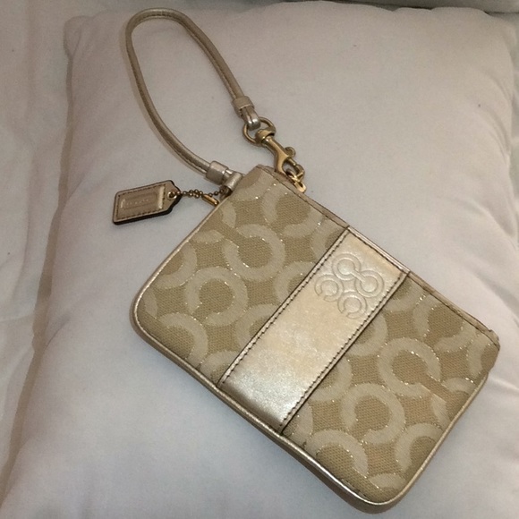 Coach wristlet - Picture 1 of 2